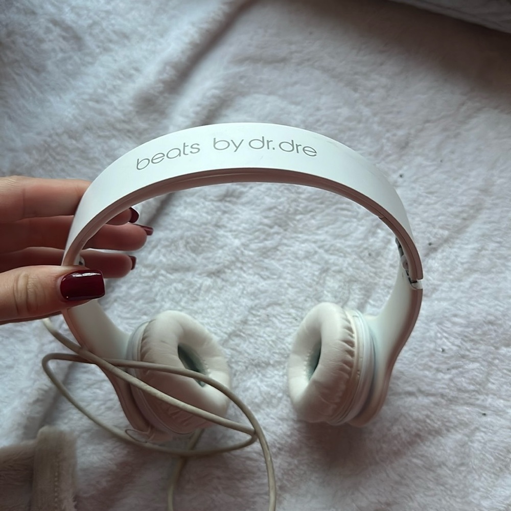 Beats by Dre headphones, older still work great